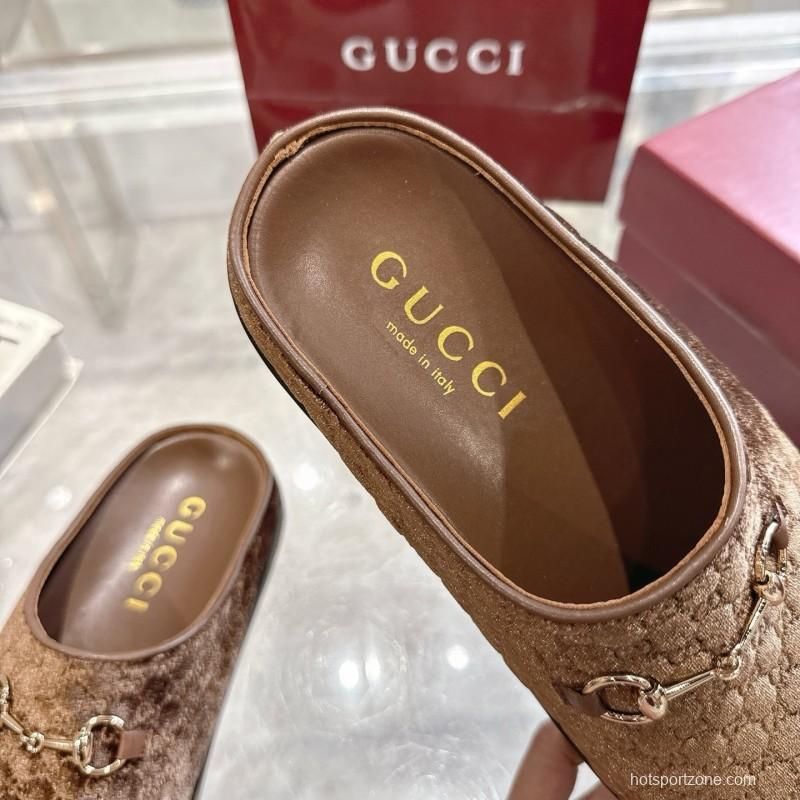 Gucci Women's Mule Velvet with Horsebit Detail - LY00240
