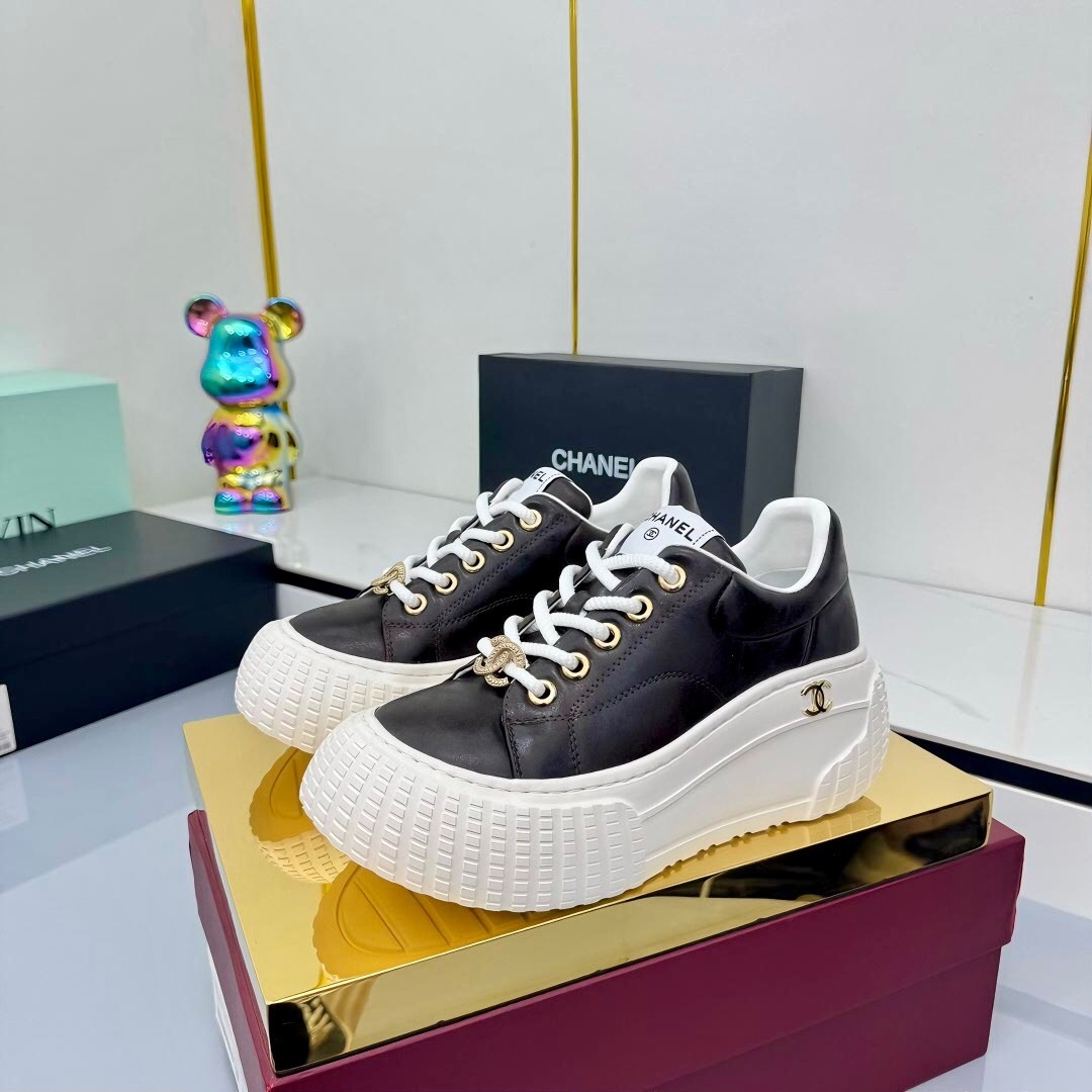 Chanel 2025 SS Panda Loafers Bread Shoes Original Calfskin - LY00330