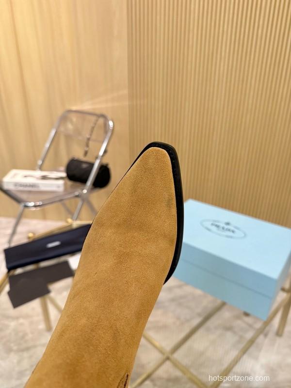 Prada Classic Pointed Toe Boots - L Y00310