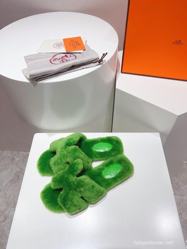 Hermès Teddy Wool H Slippers Flat Sole Fur Slides - LY00240