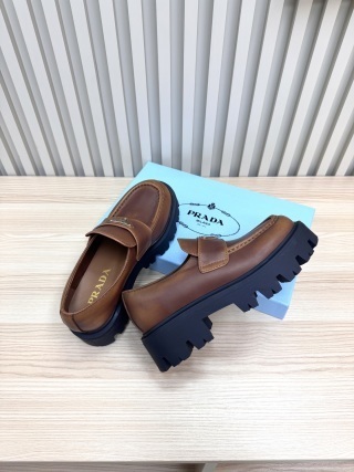 Prada Platform Loafers with Lightweight Anti-Slip Sole - LY00300