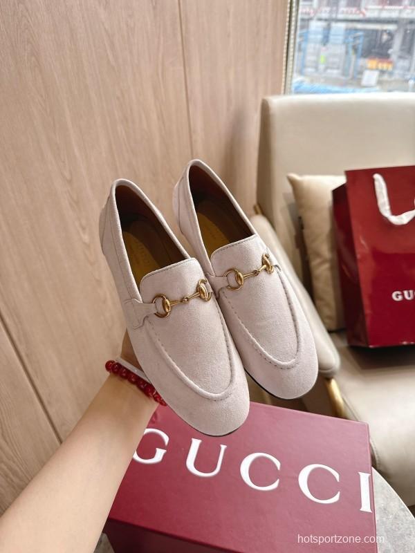 Gucci 1919-10 Leather Loafers with Horsebit Detail - LY00310