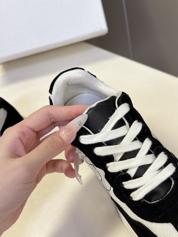 Dior Spring/Summer 2025 Runway Casual Dior B22 Sneakers - KFY00320