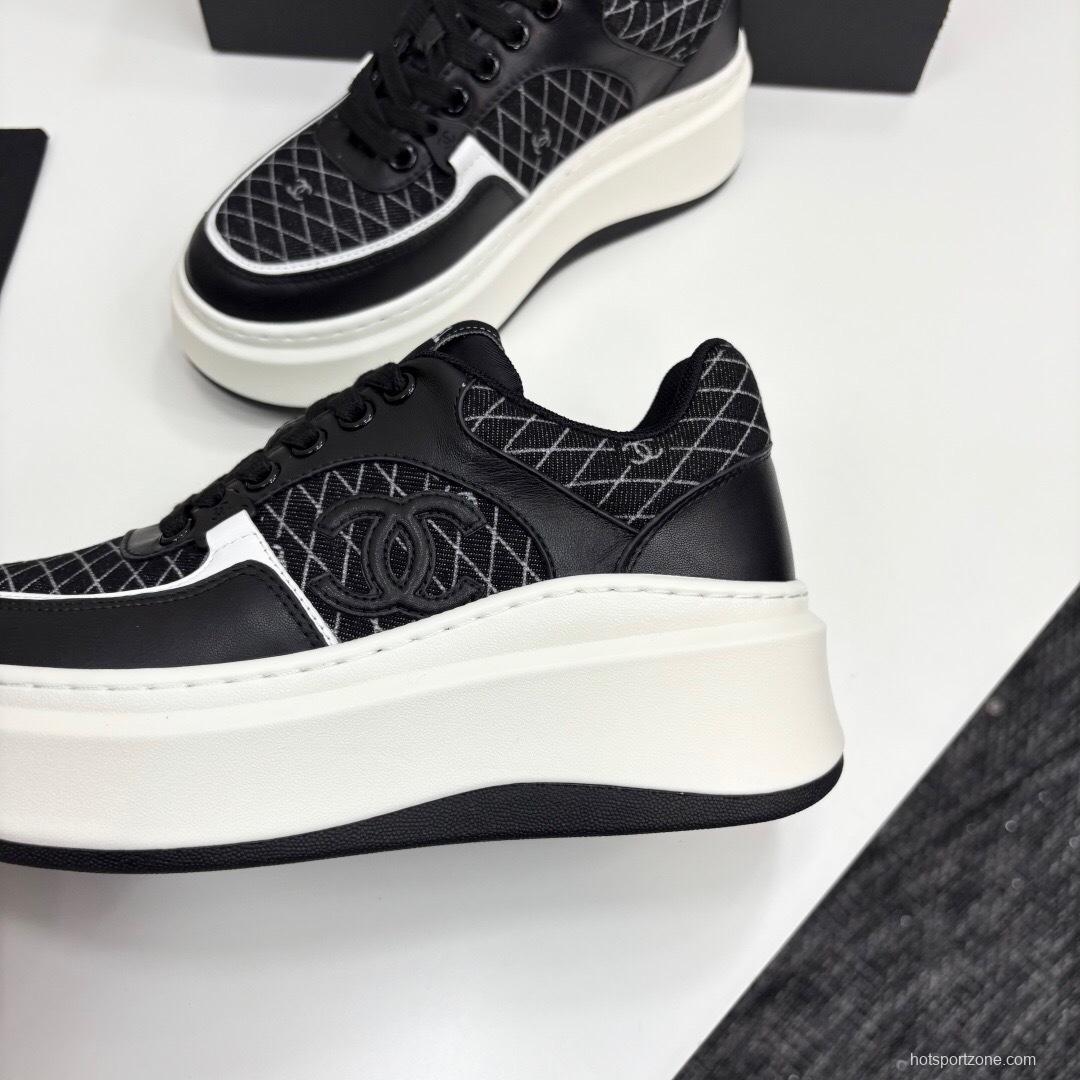 Chanel 2025 SS Panda Casual Sneakers - LY00340