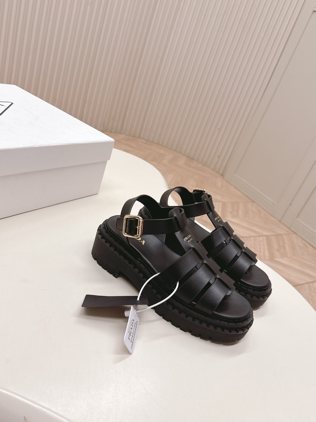Prada Spring/Summer 2025 Low-Top Sandals Roman Platform - LY00290