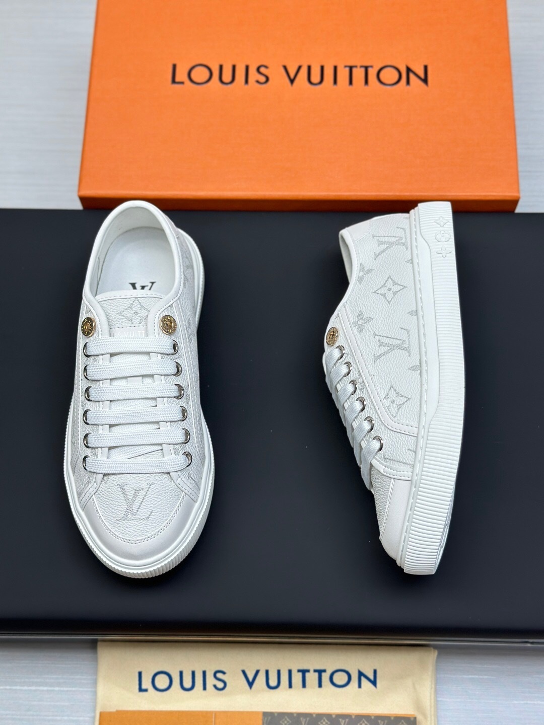 Louis Vuitton Time Out Series Animal Print Casual White Sneakers - AS00260