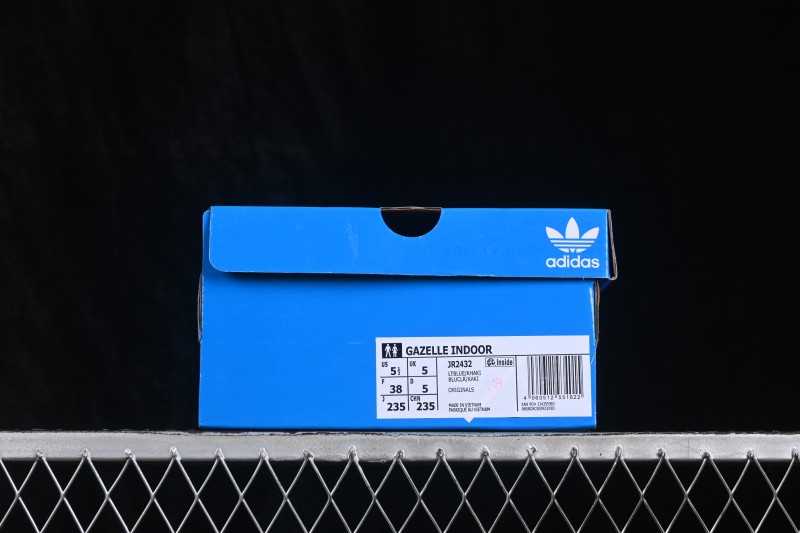 Adidas Originals Gazelle Indoor Retro Skateboarding Shoes with Suede Upper and Rubber Sole - JR2432