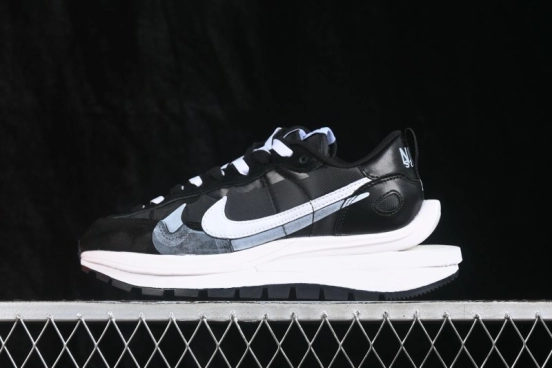 Nike VaporWaffle 3.0 Sneakers with Deconstructed Layered Design and Elevated Sole - DD1875-011
