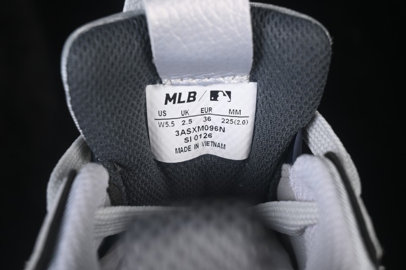 New York Yankees MLB Chunky Curve Liner Thick Sole Casual Running Shoes - 3ASXM096N50SIS