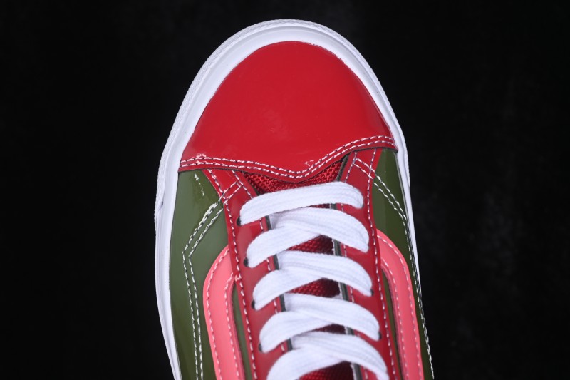 Vans Old Skool Patent Leather Low-Top Casual Skateboarding Shoes - VN000E8VCCZ