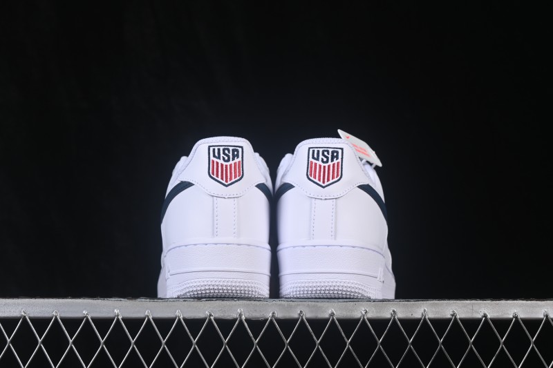 Nike Air Force 1 '07 Low Basketball Shoes with Full-Length Air Cushion - IQ0407-100