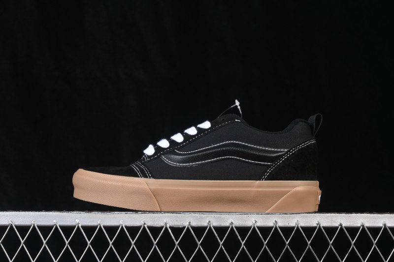 Vans Knu Skool Low Top Casual Skate Shoes - VN0009D22CJI