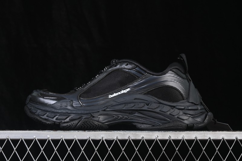 Balenciaga Triple S 2 Retro Running Shoes with Chunky Cushioning - WTRS21011
