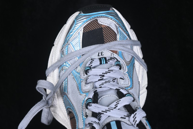 Balenciaga 3XL Gel Running Shoes with Advanced Cushioning - W3XMM4210