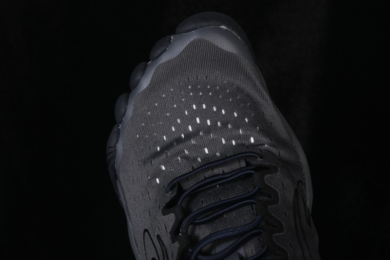Balenciaga Anatomic Runner Low-Top Lifestyle Sneakers with Five-Toe Structure - WANRN1100