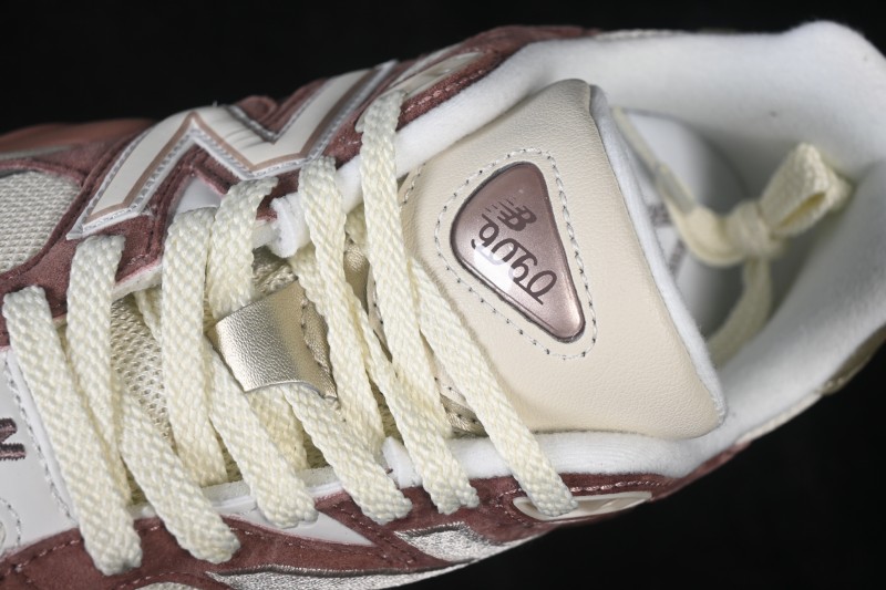 New Balance 9060 Retro Running Shoes with Mesh and Suede Upper - U9060ERP