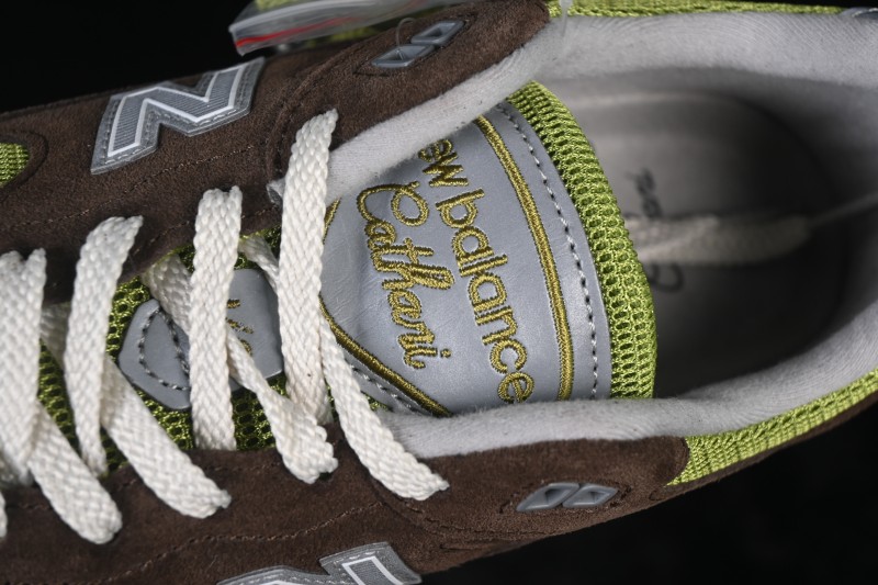 Kith x New Balance Made in USA M991 Retro Running Shoes with Pigskin Suede and ABZORB Cushioning - U991CK2