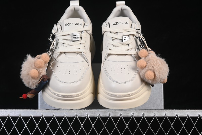 Golden Goose Deluxe Brand Star Patch Platform Sneakers with Cushioned Insole - G25X4475B