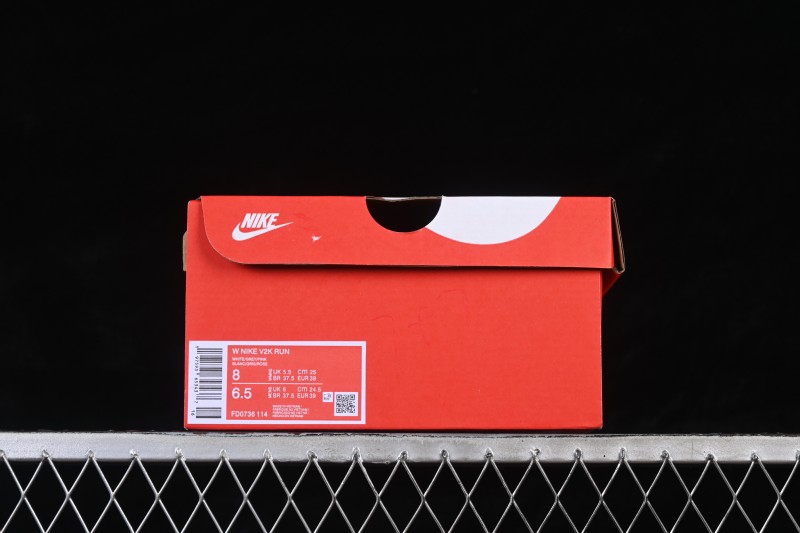 Nike V2K Run Retro Low-Top Running Shoes with Cushlon Foam Cushioning - FD0736-114