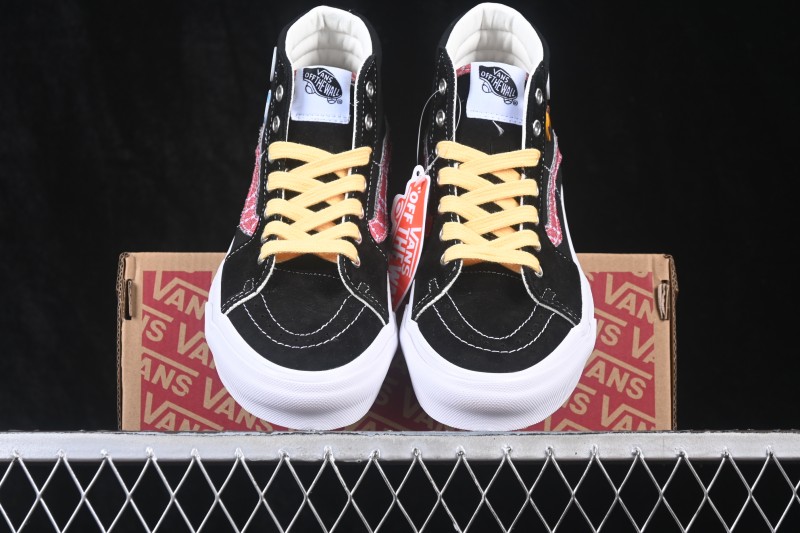 Vans Sk8-Hi Mid-Top Casual Skateboarding Shoes with Classic Sidestripe Design - VN000EGY618