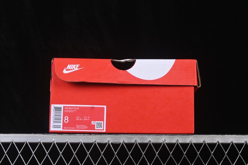 Nike Air Max Plus Retro Running Shoes with Tuned Air Cushioning - 604133-050