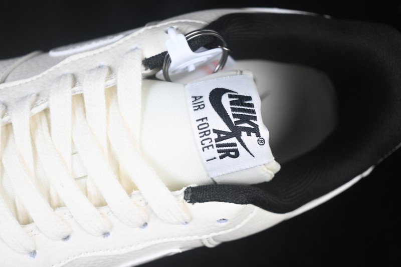 Nike Air Force 1 '07 Low Casual Skateboarding Shoes with Full-Length Air Cushion - DN9688-135