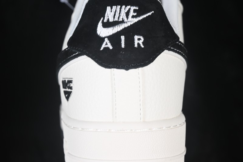 Nike Air Force 1 '07 Low Basketball Shoes with Full-Length Air Cushion - DN9688-103