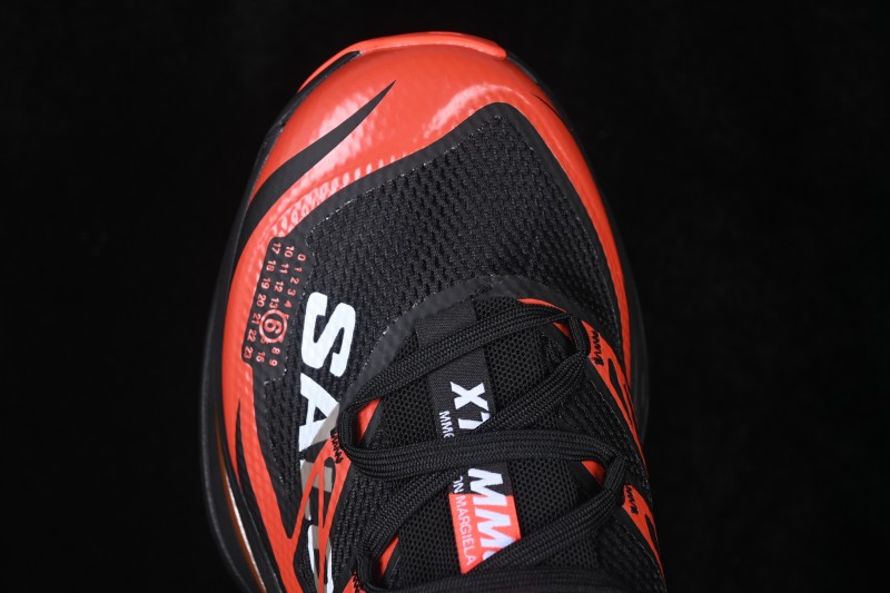 Salomon XT-MM6 Low-Top Lifestyle Sneakers with Quicklace System and Cushioned Sole - 491083-28