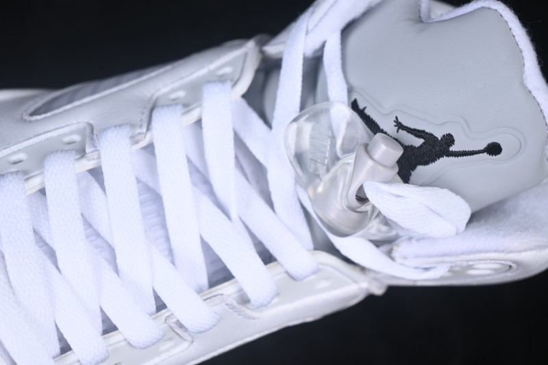 Nike Air Jordan 5 Retro Running Shoes with Metallic Silver Accents and Classic White Upper - HQ7978-103