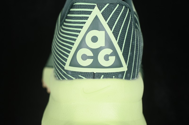 Nike ACG Ultrafly Trail Running Shoes with Responsive Cushioning - IR7317-300
