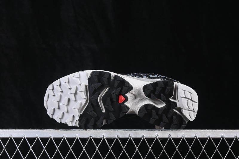Salomon XT-4 GTX Outdoor Trail Running Shoes with GORE-TEX Waterproof Protection and Agile Chassis - 479534-33