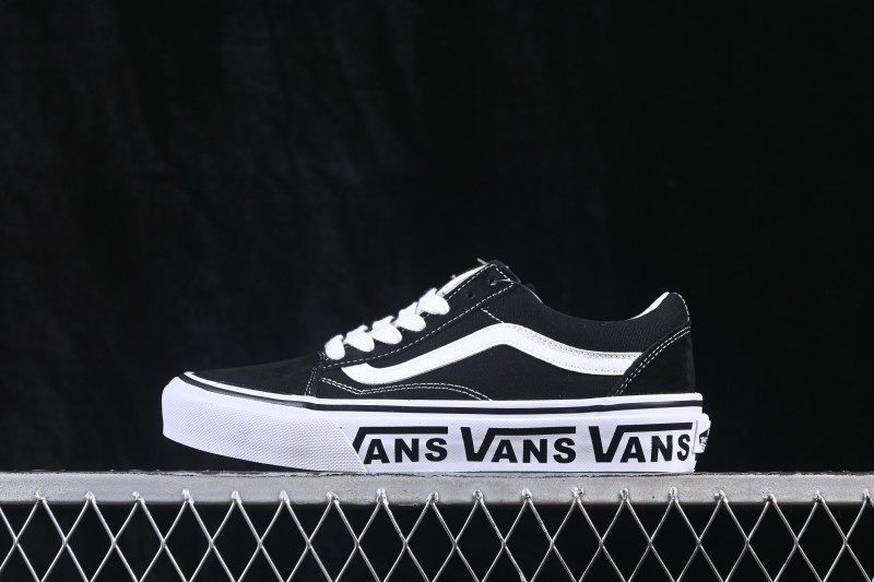Vans Old Skool Dx Low Top Casual Skate Shoes - VN0A38G2PXC
