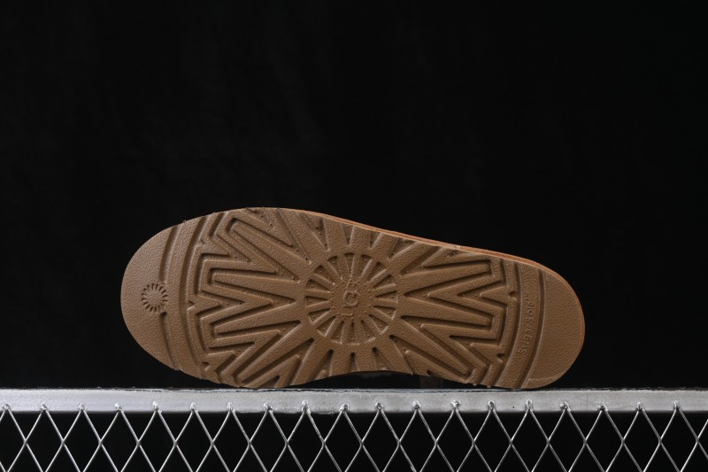 UGG Zora Lightweight Comfortable Casual Shoes - 1178111 CHE