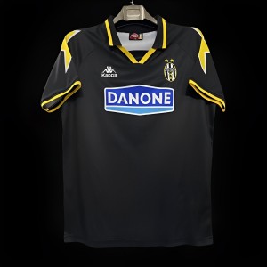 Retro 94/95 Juventus Third Black Jersey