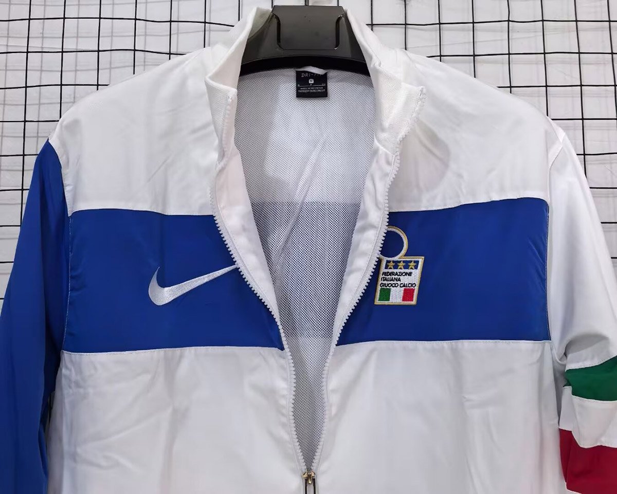 Retro 94/97 Italy White Full Zipper Windbreaker